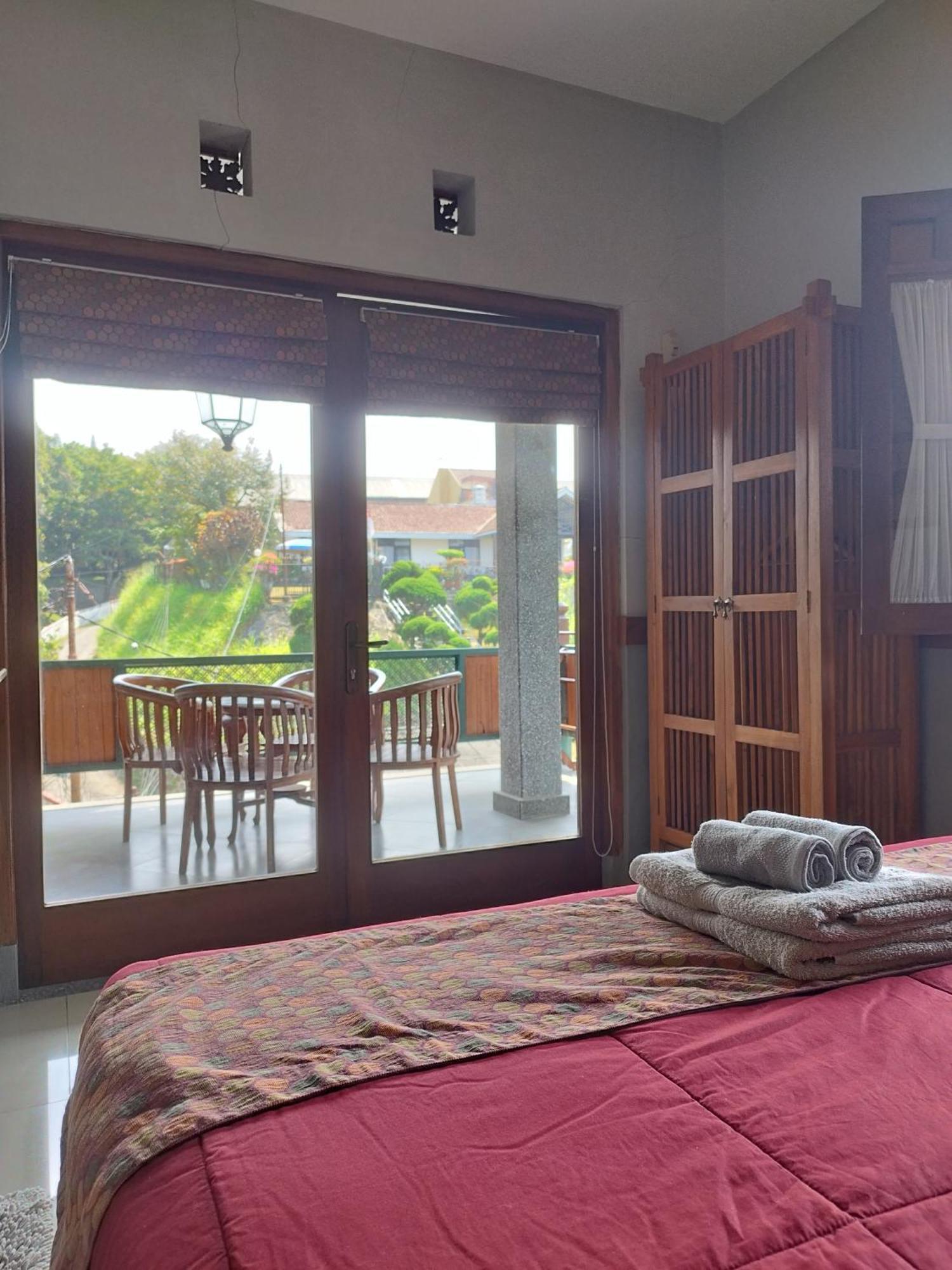 Dalem Arum Bandung Exterior foto
