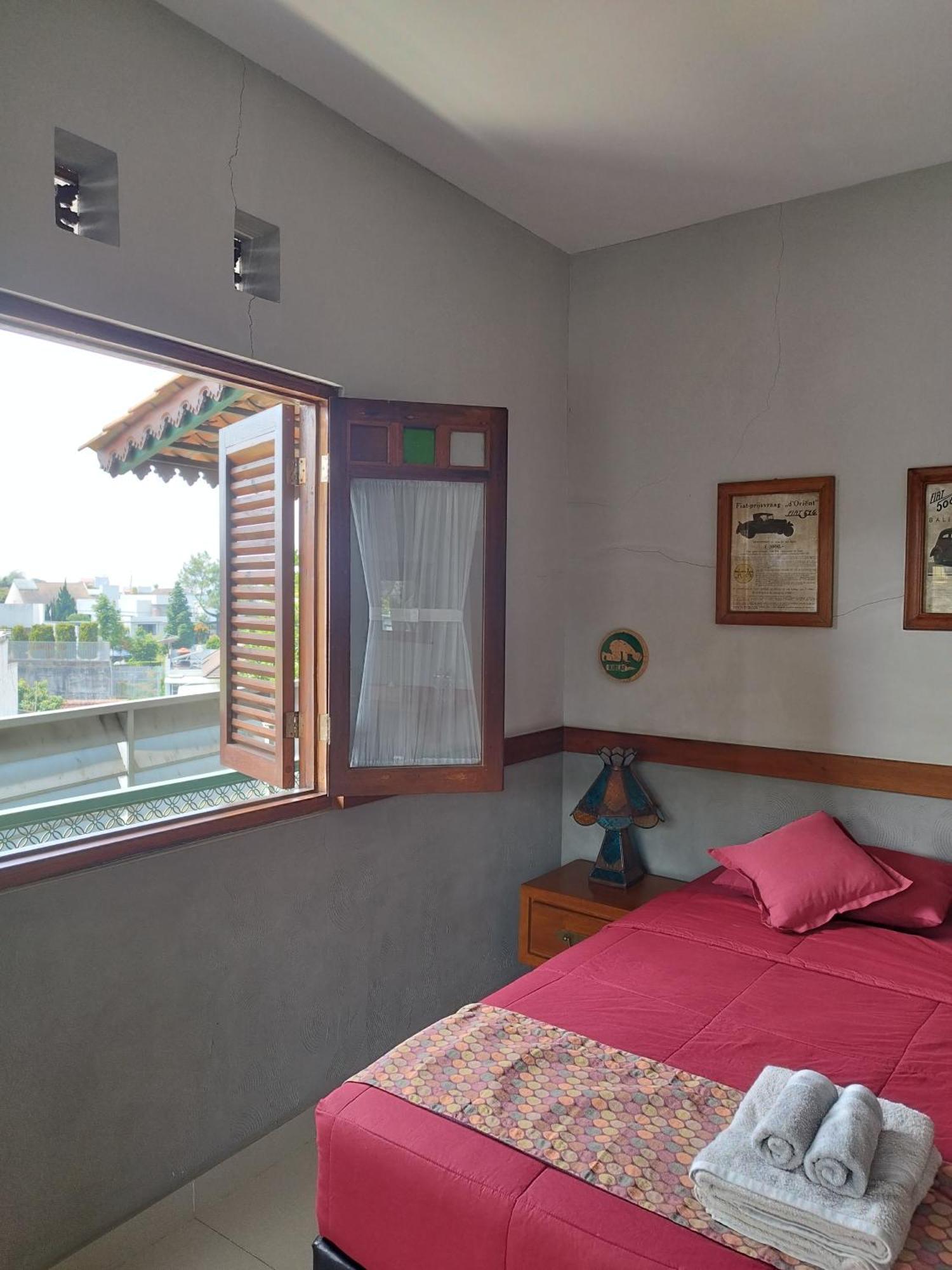 Dalem Arum Bandung Exterior foto